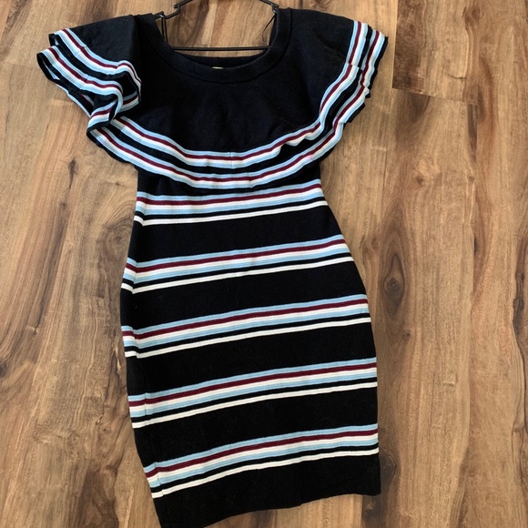 Gorgeous flattering Gianni Bini dress!! - Picture 2 of 2